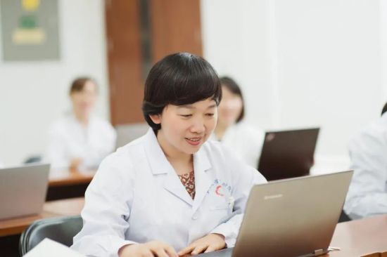 图为栗河舟。