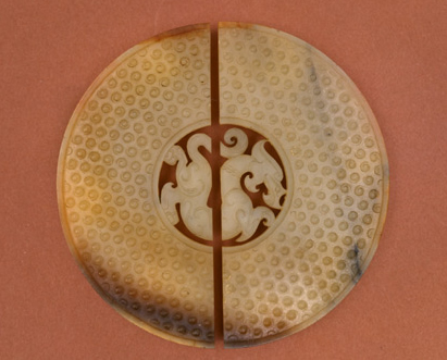 镂玉裁什么成语_玉牌镂雕图案大全(4)