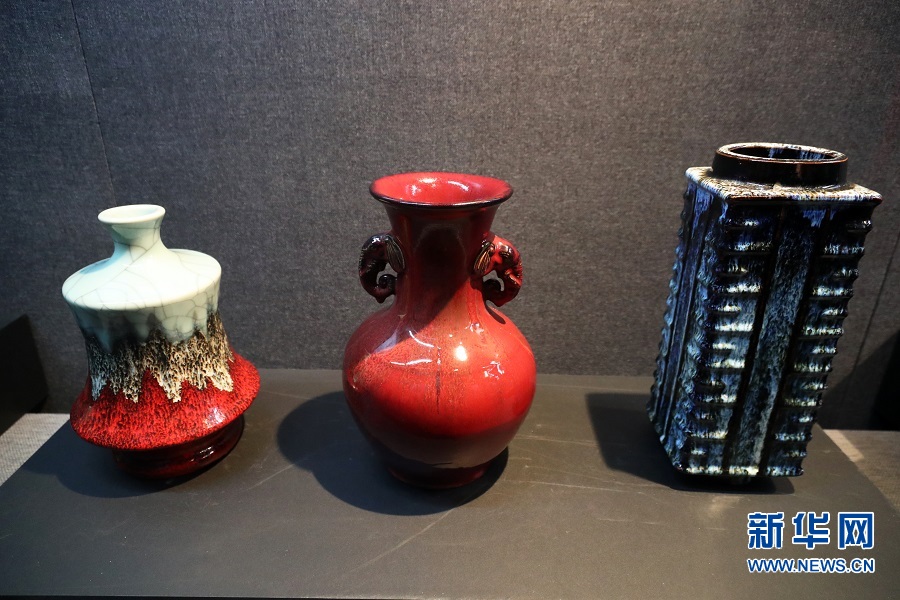 禹州钧瓷—石湾广钧"陶瓷艺术交流展在禹州钧官窑遗址博物馆开展,集中