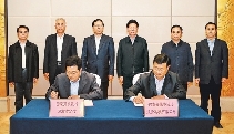 谢伏瞻在郑州会见国家开发银行行长郑之杰一行