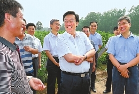 郭庚茂第七次到兰考调研 听取教育实践整改汇报