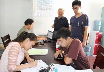 我们与社会同行 郑州铁路局 图片新闻