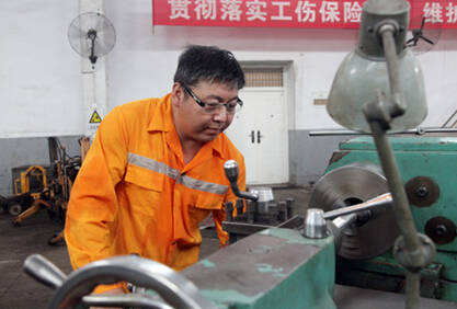 郑州铁路局:有效措施全面围剿车辆季节病 我