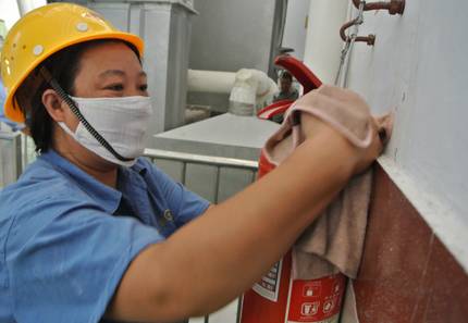 郑州铁路装备公司强化安全消防管理 火灾隐患消灭彻底