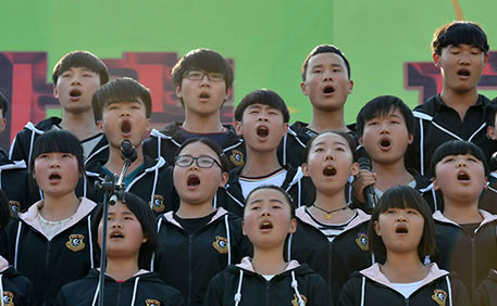 2014 关注高考、中招河南专题 报考指南 新华