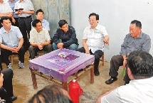 郭庚茂在新乡焦作调研时强调打好精准扶贫攻坚战