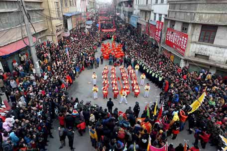 中国农民的“狂欢节”