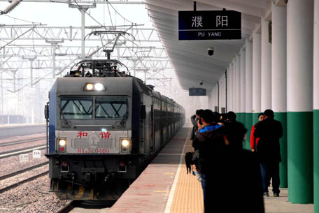 河南省结束最后一个地级市不通铁路客车的历史
