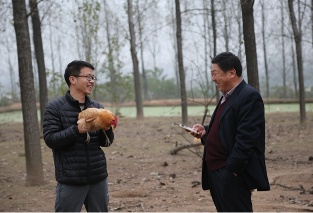 走進城市，是為了給我自己人生以希望；回歸農村，是為了給更多的人以希望。