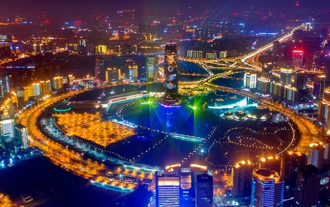 航拍郑州跨年灯光秀