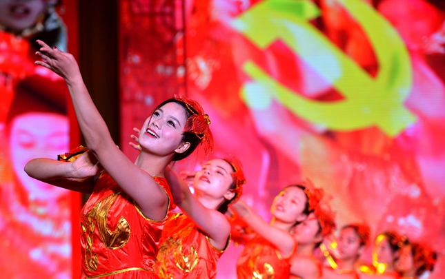 【新春走基层】河南夏邑：百姓联欢迎新春