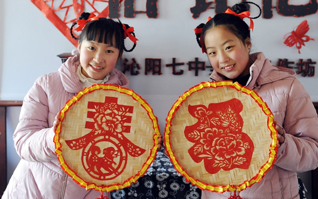 沁阳：师生用创作感受传统&ldquo;年味儿&rdquo;