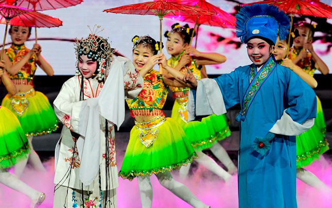 2018年洛阳市春节联欢晚会举行