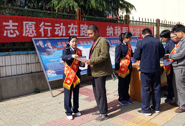 为深化“最多跑一次”改革，河南税务部门将大力推行网上办税、为纳税人编制办税指南并根据政策变化实施动态调整。