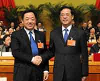 叶冬松当选河南省政协主席 高体健当选为副主席