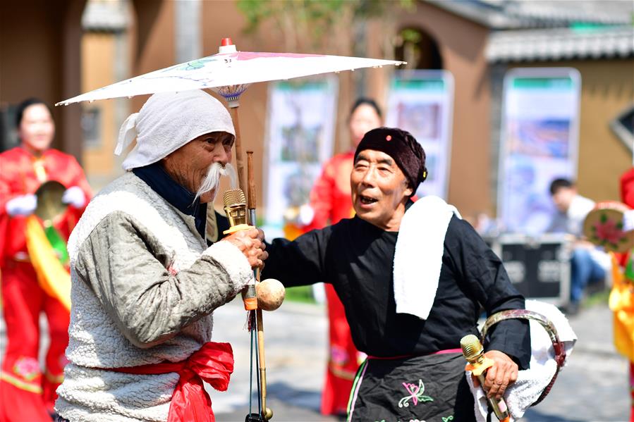 河南洛宁：小乡村迎来文化旅游节
