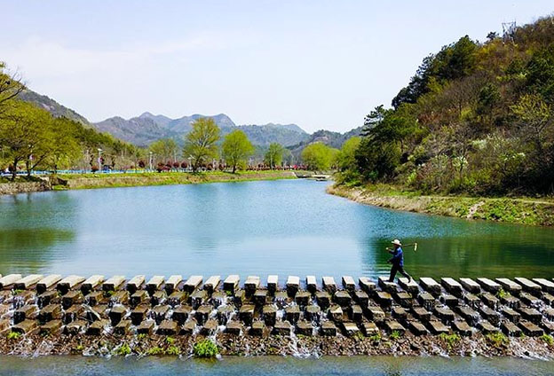 红色旅游，正在成为何家冲村新的经济增长点