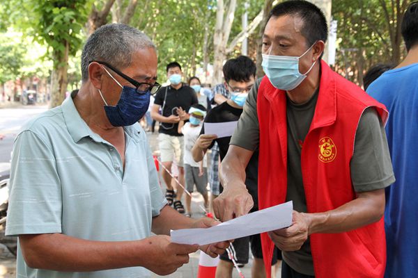 许昌：志愿服务助力疫情防控