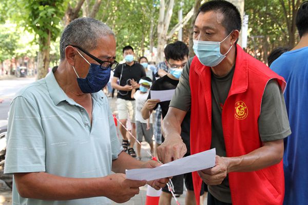 许昌：志愿服务助力疫情防控