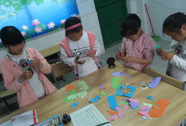 解决问题的过程，就是在和孩子们“斗智斗勇”，很有挑战性。