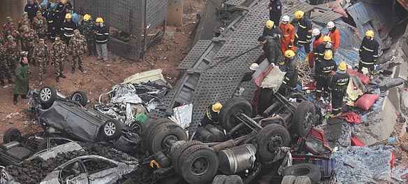 连霍高速义昌大桥事故已造成8人死亡