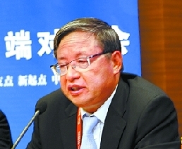 周文重:郑州航空港给中原腾飞带来新机会(图)