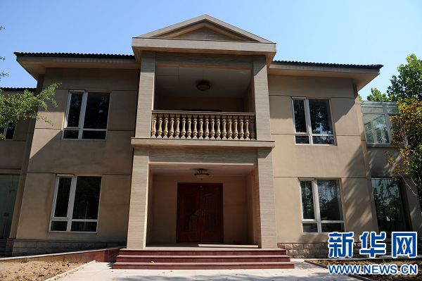 郑州15幢神秘别墅遭贱卖，牵出国企“破产”乱象