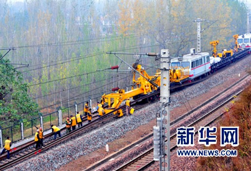 我们与社会同行 郑州铁路局 图片新闻